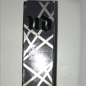 Urban Decay All Nighter Foundation Shade 5.0